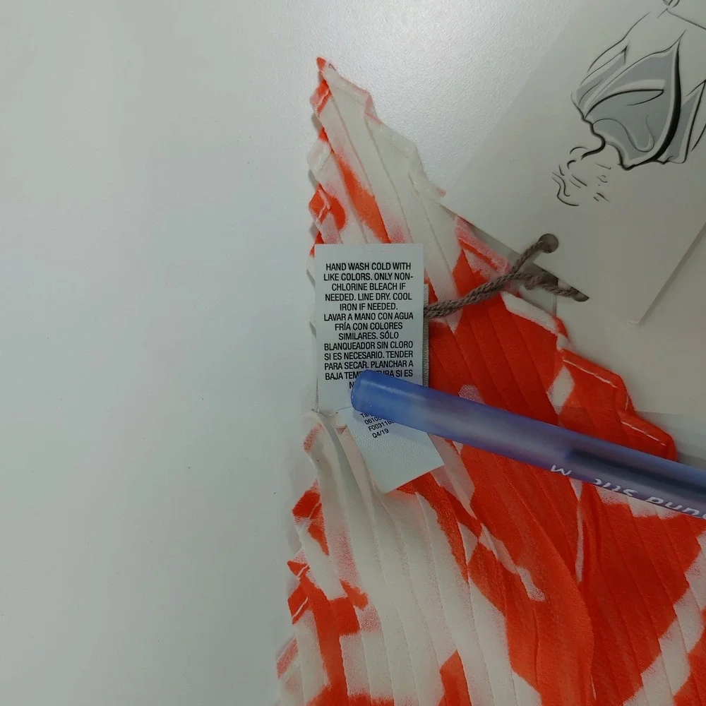 A New Day Pleated Scarf Wrap Orange White Abstract Print One Size‎ Polyester